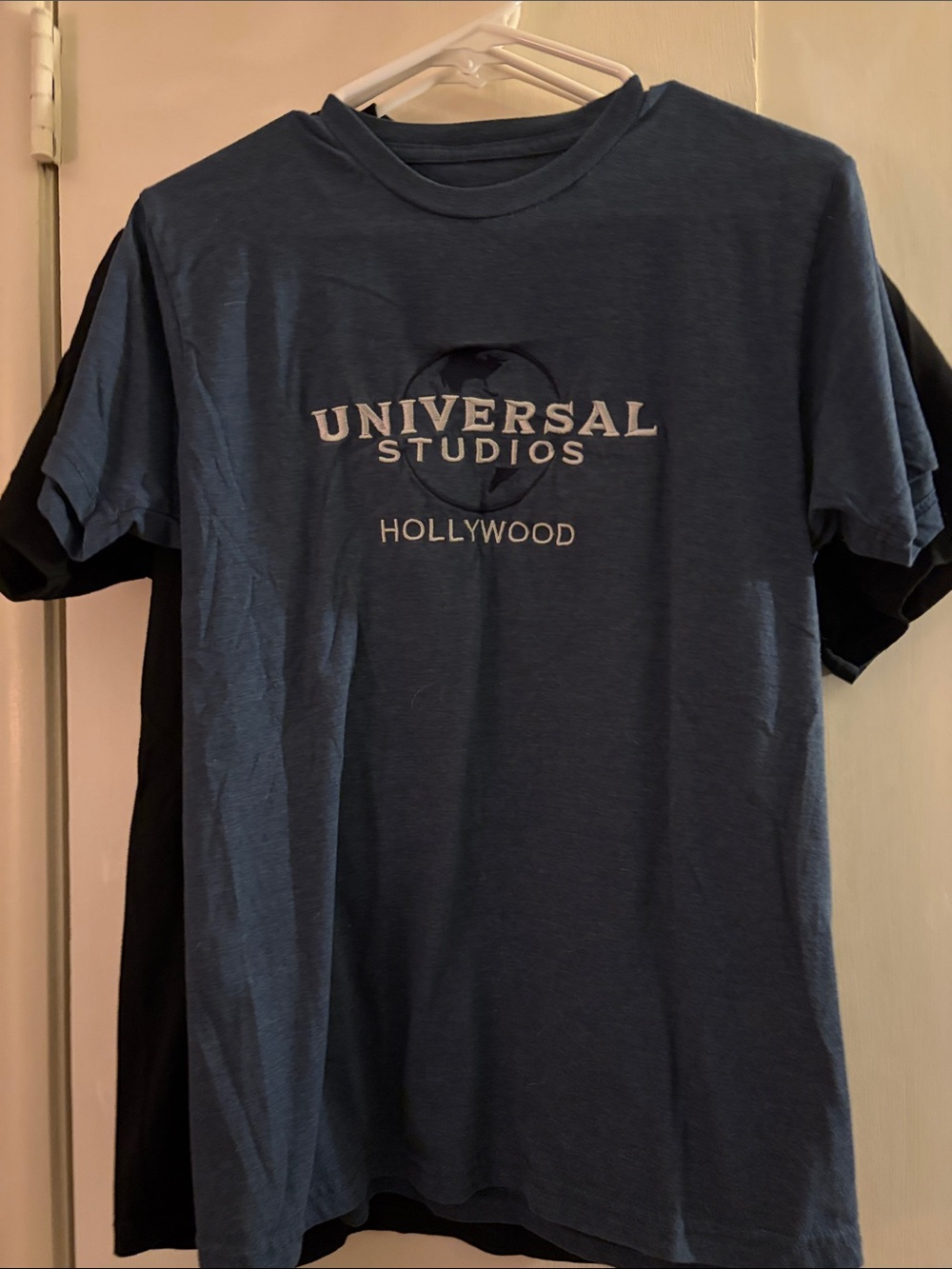 Universal Blue Graphic 'Universal Studios Hollywood' Tee - Men's Short Sleeve